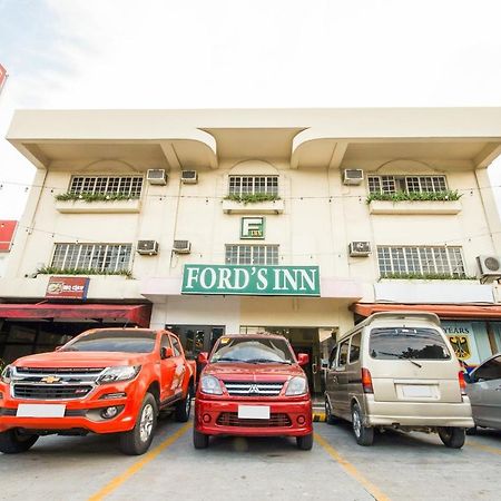 Vaccinated Staff - Oyo 465 Ford'S Inn Cebu Esterno foto